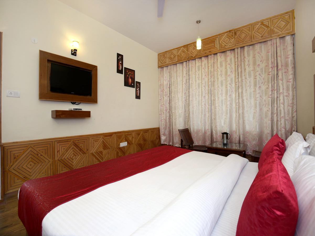 Oyo 10116 Hotel Rhythm Retreat Маналі Екстер'єр фото